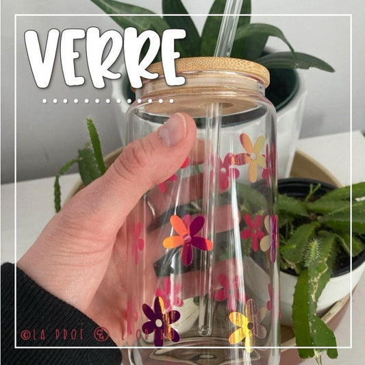 Verre fleurs roses